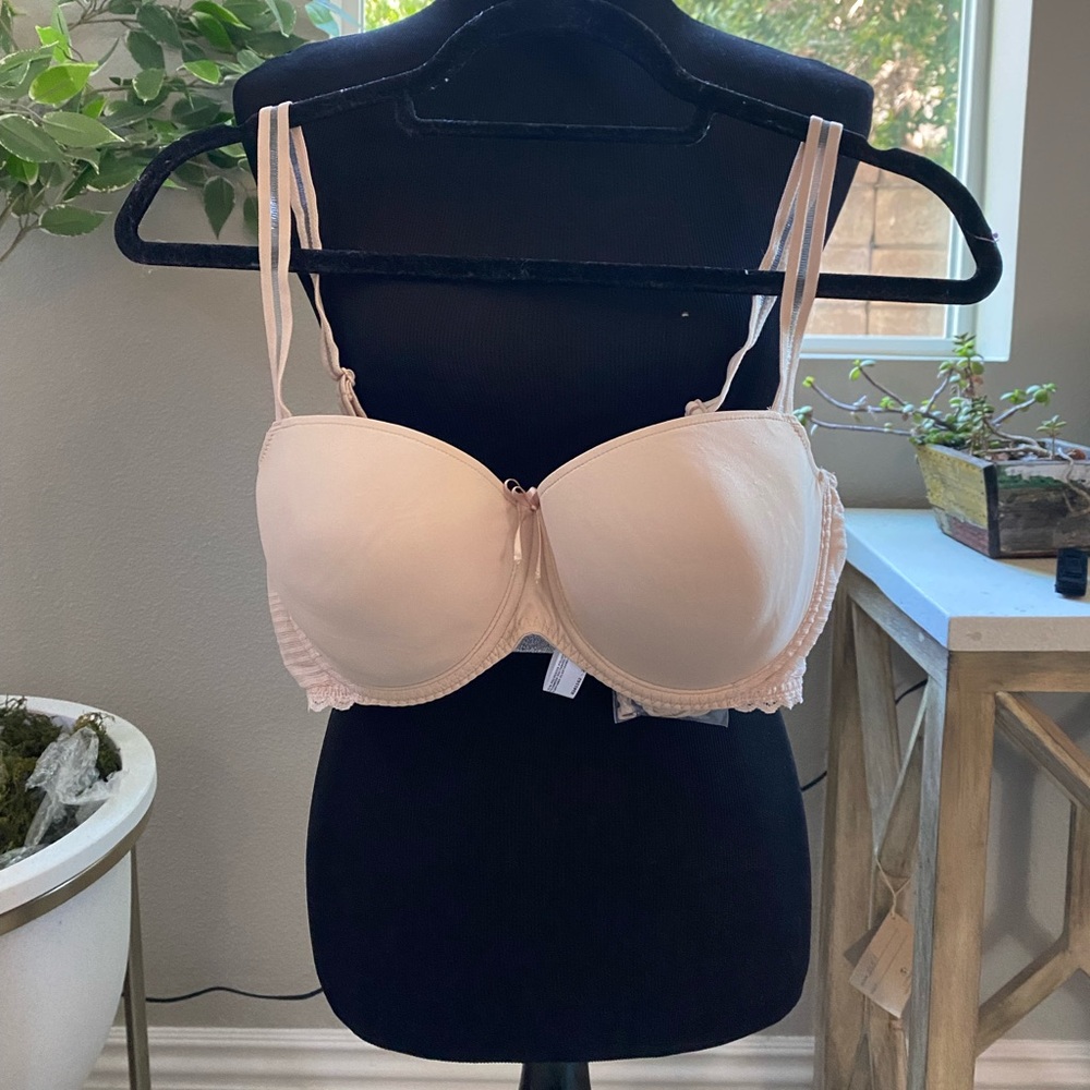 Tan bra